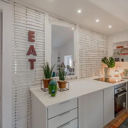 Chiado Chic - A Luxury Concept Apartment Lisbon