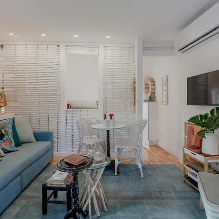 Chiado Chic - A Luxury Concept Apartment Lisbon